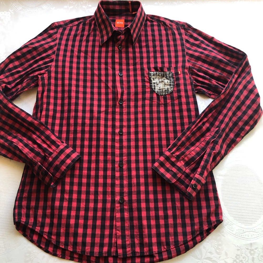 BOSS Hugo Boss Black/Red Plaid Check Button-Up Shirt Men’s Size S Long Sleeves